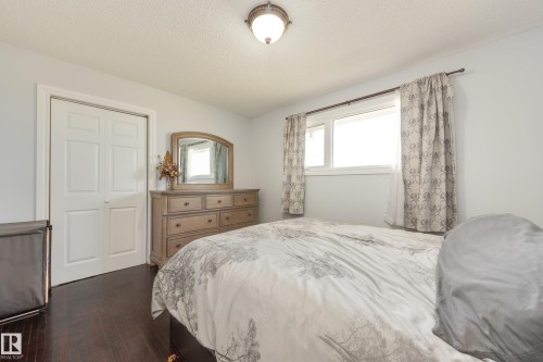 14227 74 Street, Edmonton, AB - Indoor Photo Showing Bedroom