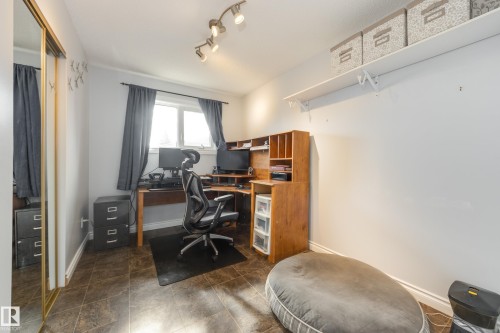 14227 74 Street, Edmonton, AB - Indoor Photo Showing Office