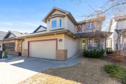 12433 17A Avenue  Edmonton, AB T6W 1T8