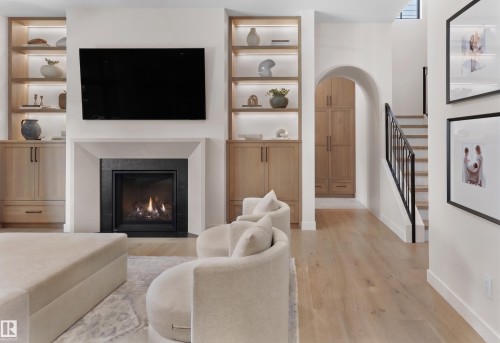 10534 139 Street, Edmonton, AB - Indoor Photo Showing Living Room With Fireplace