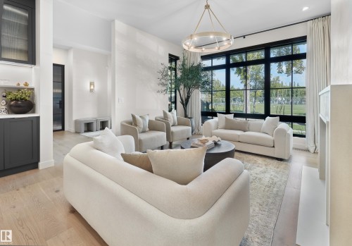 10534 139 Street, Edmonton, AB - Indoor