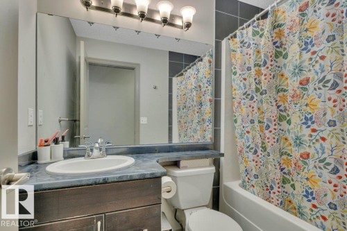 4-Piece Bathroom - 1611 63 Street, Edmonton, AB - Indoor Photo Showing Bathroom