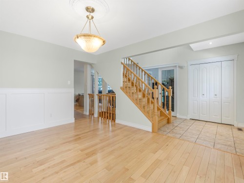 1885 Tomlinson Way, Edmonton, AB - Indoor Photo Showing Other Room