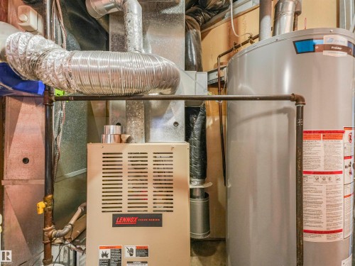 1885 Tomlinson Way, Edmonton, AB - Indoor Photo Showing Basement