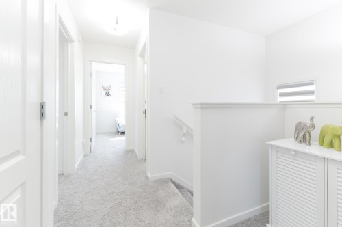 2126 Graydon Hill Crescent, Edmonton, AB - Indoor Photo Showing Other Room