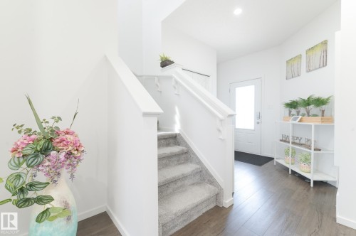 2126 Graydon Hill Crescent, Edmonton, AB - Indoor Photo Showing Other Room