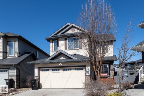 7426 Getty Way, Edmonton, AB - Outdoor With Facade