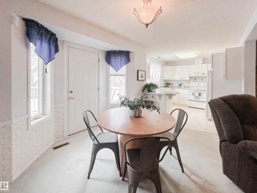 3 10 Devon Close, St. Albert, AB - Indoor Photo Showing Dining Room