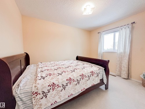 3 10 Devon Close, St. Albert, AB - Indoor Photo Showing Bedroom