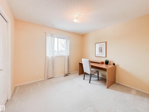 3 10 Devon Close, St. Albert, AB - Indoor