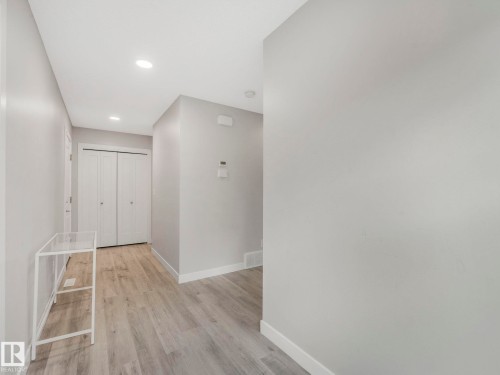 7808 174 Avenue, Edmonton, AB - Indoor Photo Showing Other Room