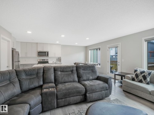 7808 174 Avenue, Edmonton, AB - Indoor Photo Showing Living Room