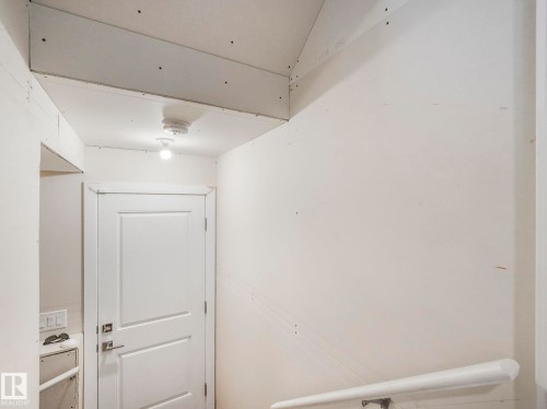 7808 174 Avenue, Edmonton, AB - Indoor Photo Showing Other Room