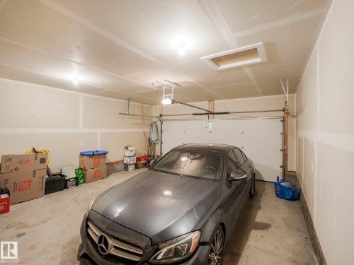 7808 174 Avenue, Edmonton, AB - Indoor Photo Showing Garage