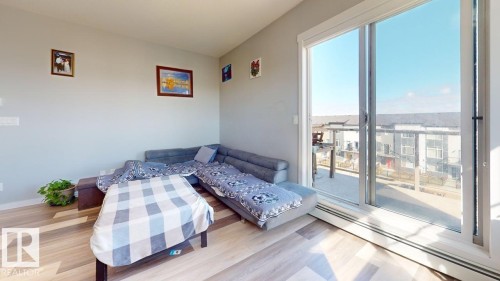 426 812 Welsh Dr, Edmonton, AB - Indoor Photo Showing Bedroom