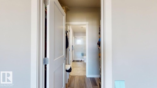426 812 Welsh Dr, Edmonton, AB - Indoor Photo Showing Other Room