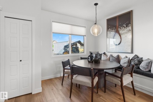 12532 35 Avenue, Edmonton, AB - Indoor Photo Showing Dining Room