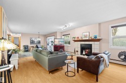 11 10172 118 Street  Edmonton, AB T5K 1Y4