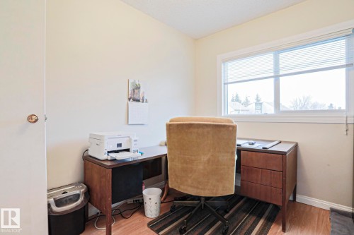 12 2020 105 Street, Edmonton, AB - Indoor Photo Showing Office