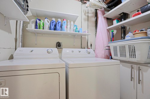 12 2020 105 Street, Edmonton, AB - Indoor Photo Showing Laundry Room