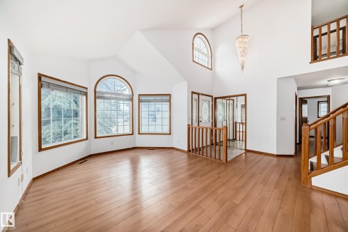 4631 43 Avenue, Edmonton, AB - Indoor Photo Showing Other Room