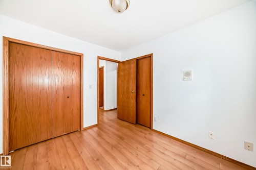 4631 43 Avenue, Edmonton, AB - Indoor Photo Showing Other Room