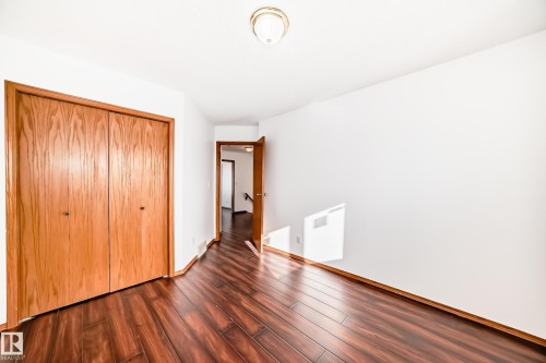 4631 43 Avenue, Edmonton, AB - Indoor Photo Showing Other Room