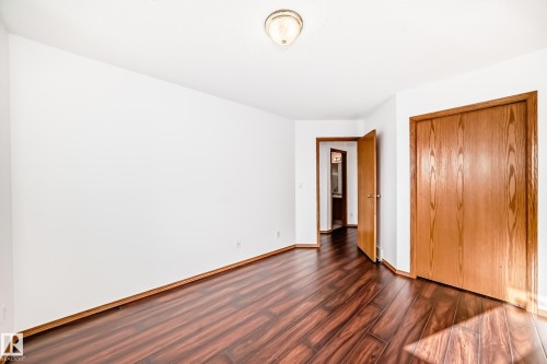 4631 43 Avenue, Edmonton, AB - Indoor Photo Showing Other Room