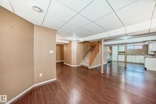 4631 43 Avenue, Edmonton, AB - Indoor Photo Showing Other Room