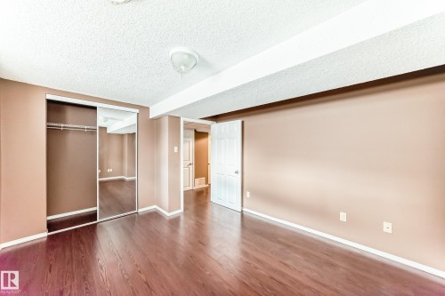 4631 43 Avenue, Edmonton, AB - Indoor Photo Showing Other Room