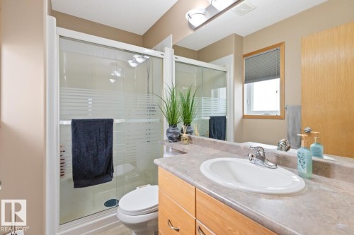 1 Birchwood Close, Leduc, AB - Indoor Photo Showing Bathroom