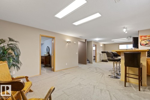 1 Birchwood Close, Leduc, AB - Indoor Photo Showing Other Room