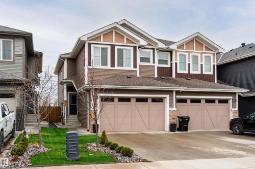 1613 Enright Way, Edmonton, AB - Outdoor With Facade