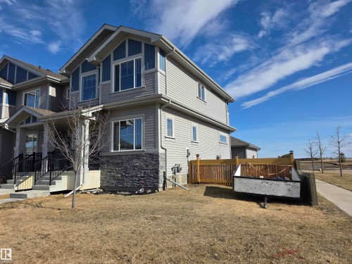 Fort Saskatchewan, AB - Outdoor