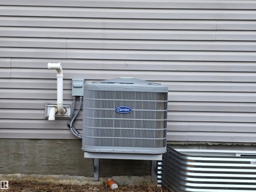 Fort Saskatchewan, AB - Outdoor