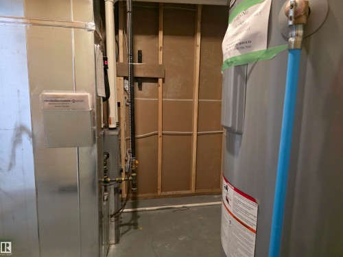 Fort Saskatchewan, AB - Indoor Photo Showing Basement