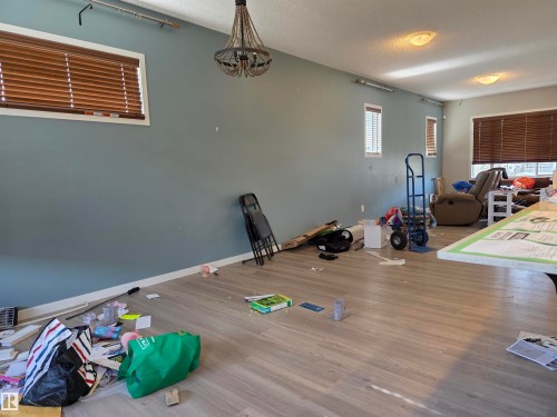 Fort Saskatchewan, AB - Indoor