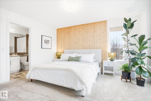 2061 Trumpeter Way, Edmonton, AB - Indoor Photo Showing Bedroom