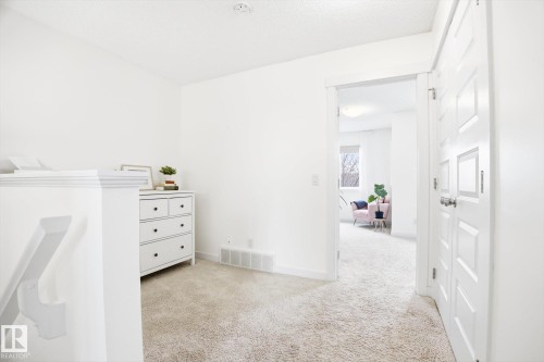 2061 Trumpeter Way, Edmonton, AB - Indoor