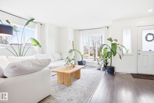 2061 Trumpeter Way, Edmonton, AB - Indoor