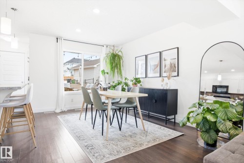 2061 Trumpeter Way, Edmonton, AB - Indoor Photo Showing Dining Room