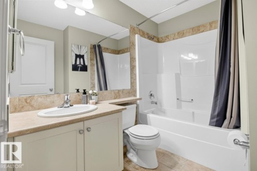 6072 Stanton Drive, Edmonton, AB - Indoor Photo Showing Bathroom