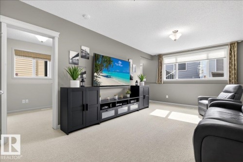 6072 Stanton Drive, Edmonton, AB - Indoor