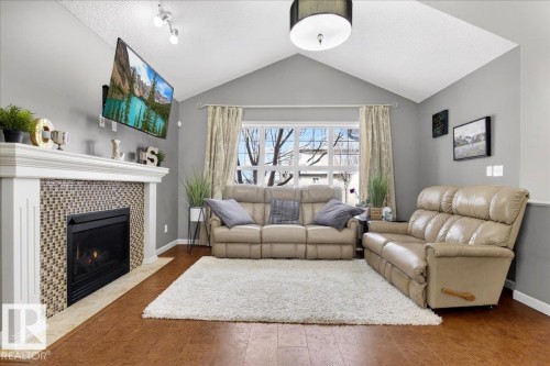 6072 Stanton Drive, Edmonton, AB - Indoor Photo Showing Living Room With Fireplace