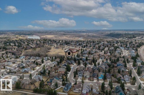Residential neighborhood with numerous single-family homes, mature trees, and curvilinear streets - 6003 176 Street, Edmonton, AB - Outdoor With View