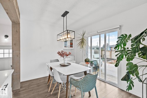 10315 47 Street, Edmonton, AB - Indoor Photo Showing Dining Room