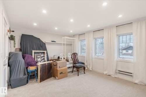 5016 44 Ave, Calmar, AB - Indoor