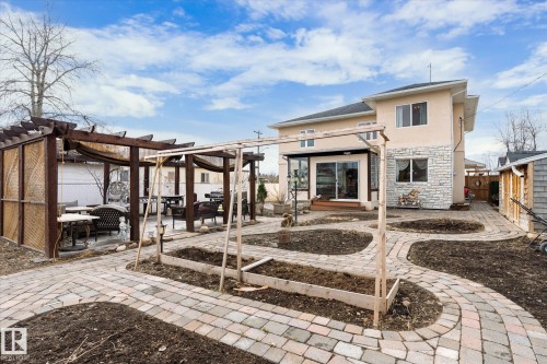 5016 44 Ave, Calmar, AB - Outdoor