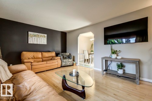 16012 88 Avenue, Edmonton, AB 