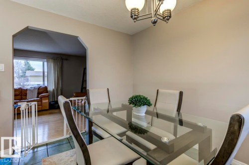 16012 88 Avenue, Edmonton, AB 